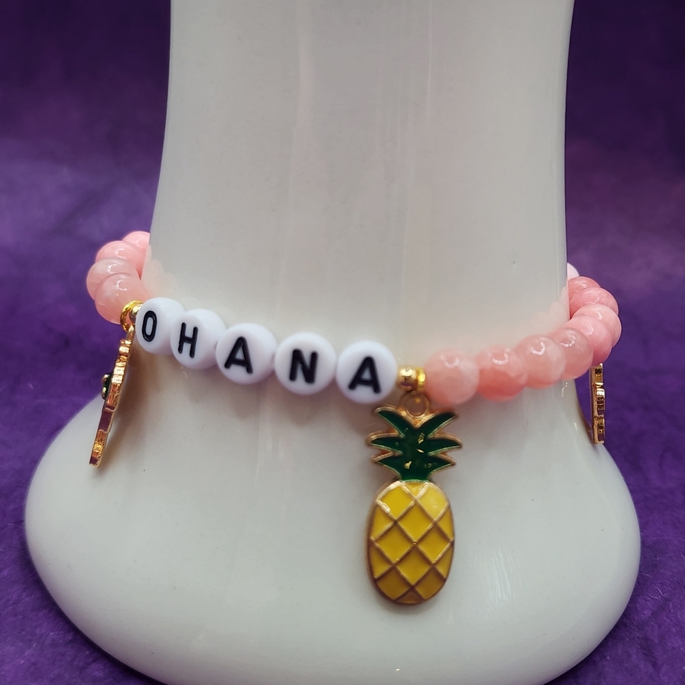 🆕️Ohana Means Family - Picture 5 of 13
